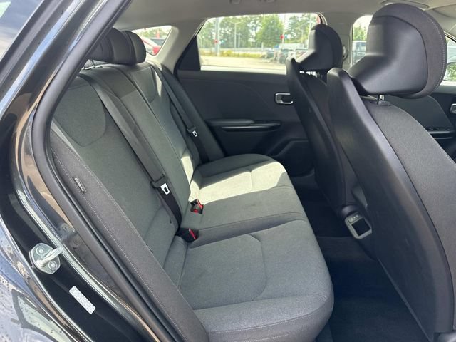 Used 2025 Kia K4 FWD image 12