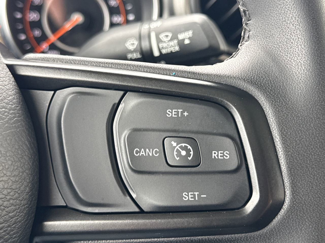 Used 2023 Jeep Gladiator Sport AWD/4WD image 26