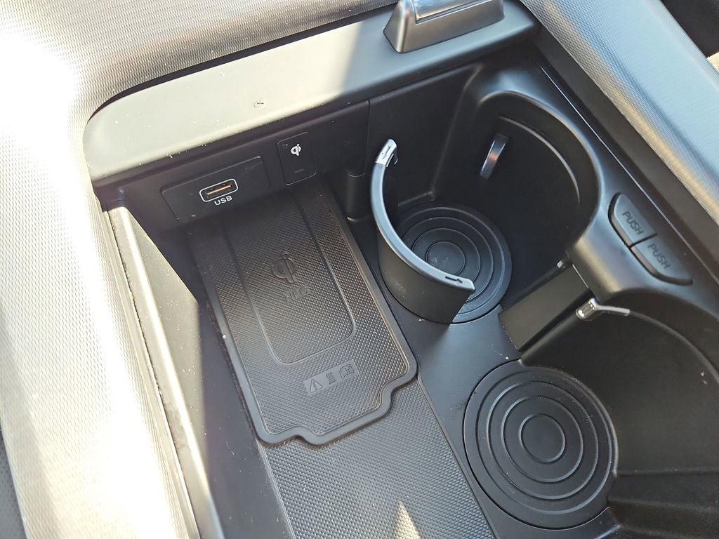 Used 2024 Hyundai Palisade Calligraphy image 19