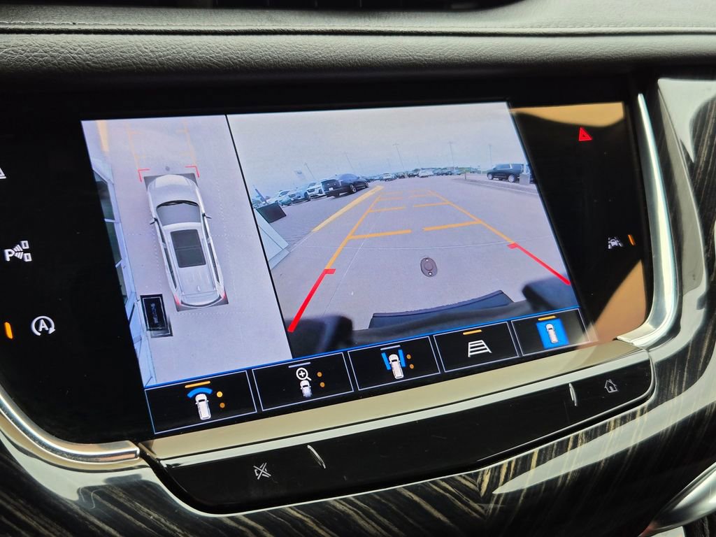 Used 2023 Cadillac XT6 Premium Luxury w/ Technology Package image 19
