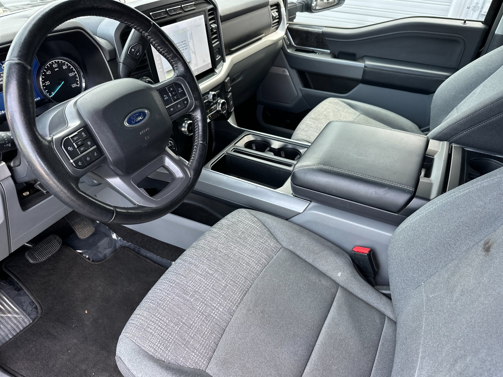 Used 2022 Ford F150 XLT w/ Equipment Group 302A High AWD/4WD image 9