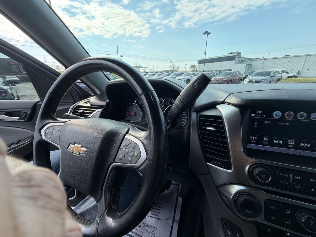 Used 2019 Chevrolet Tahoe LT AWD/4WD image 19
