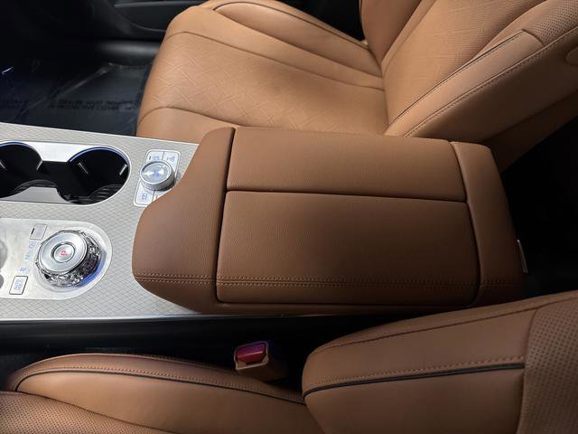 Used 2025 Genesis GV80 2.5T Prestige image 21