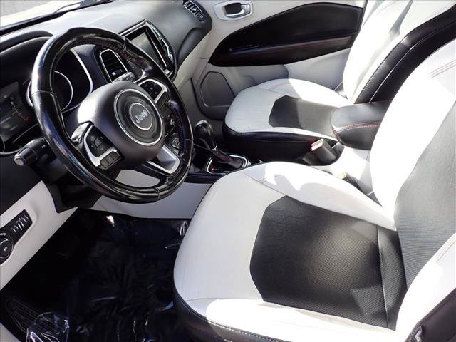 Used 2020 Jeep Compass Limited AWD/4WD image 10
