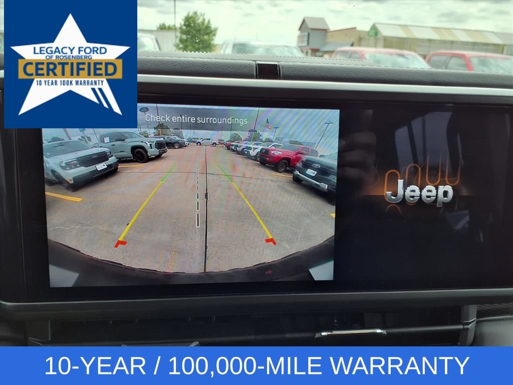 Used 2026 Jeep Wrangler Unlimited Rubicon AWD/4WD image 10