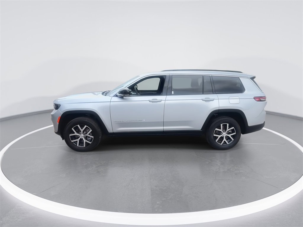 Used 2024 Jeep Grand Cherokee L Limited w/ Luxury Tech Group II image 5