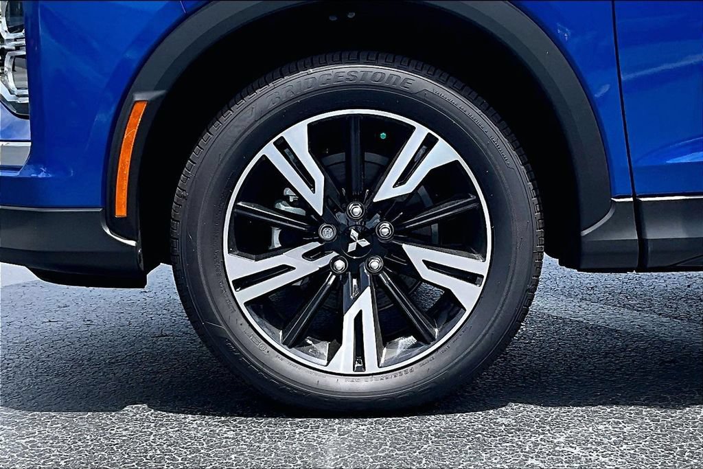 New 2026 Mitsubishi Eclipse Cross SE AWD/4WD image 12