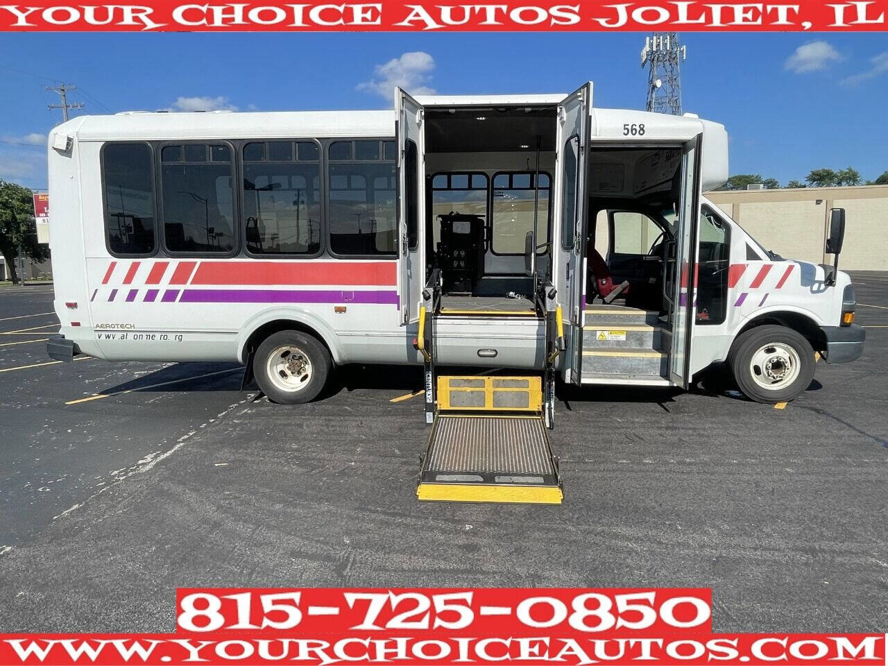 Used 2014 Chevrolet Express 4500 Extended w/ Shuttle Bus Package RWD image 1