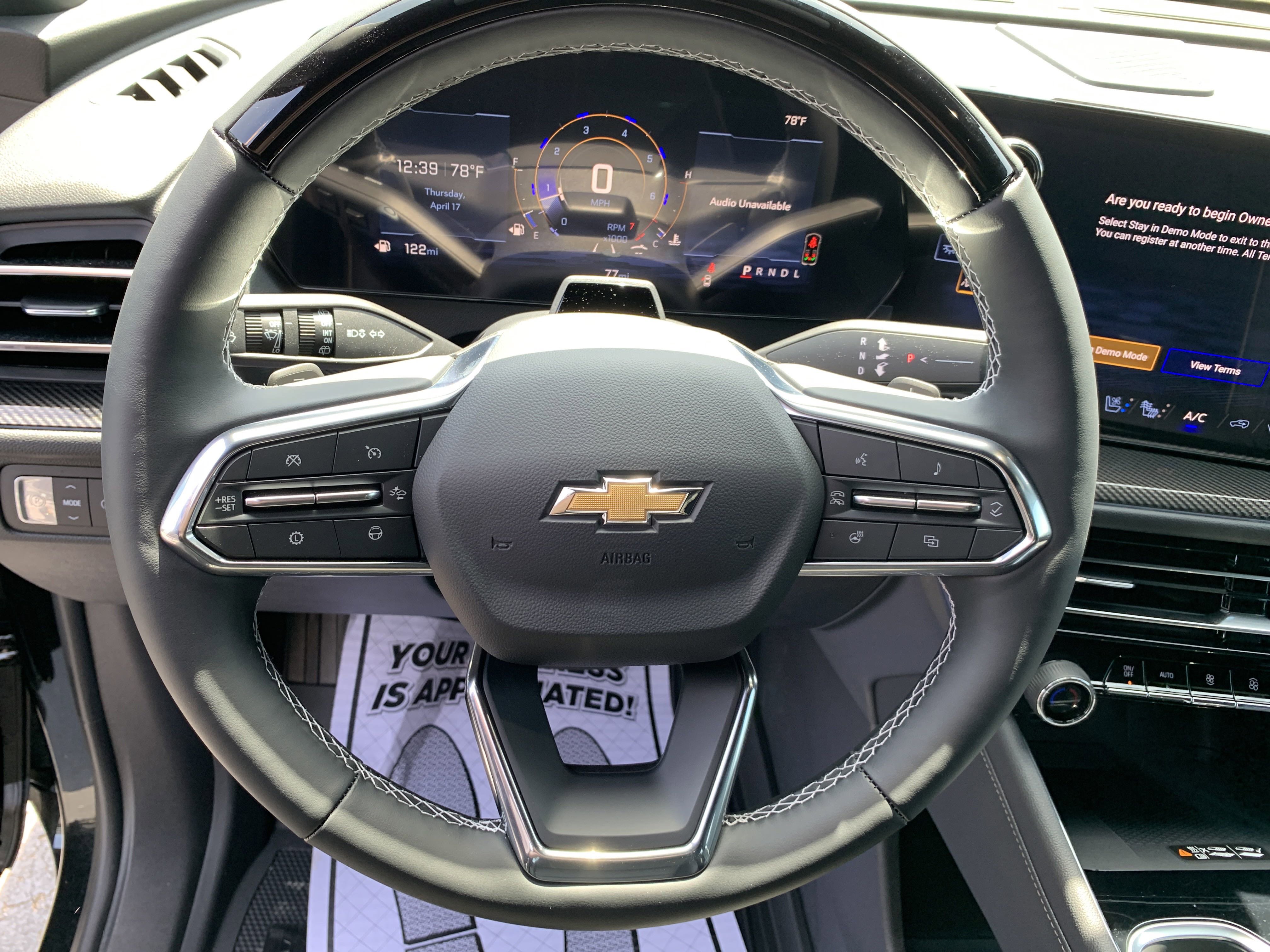 New 2025 Chevrolet Traverse High Country w/ LPO, Floor Liner Package image 15