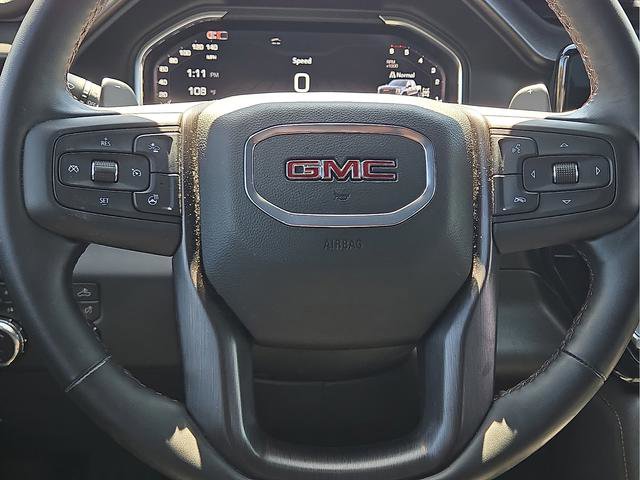Used 2025 GMC Sierra 1500 AT4 w/ Technology Package AWD/4WD image 10