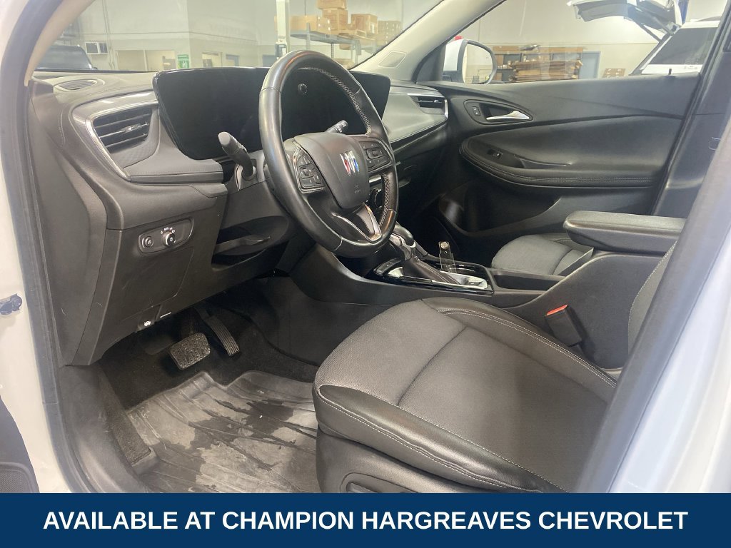 Certified 2024 Buick Encore GX Preferred w/ Comfort Package FWD image 13