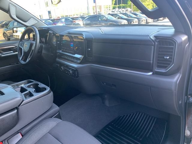 Used 2025 Chevrolet Silverado 1500 LT AWD/4WD image 11