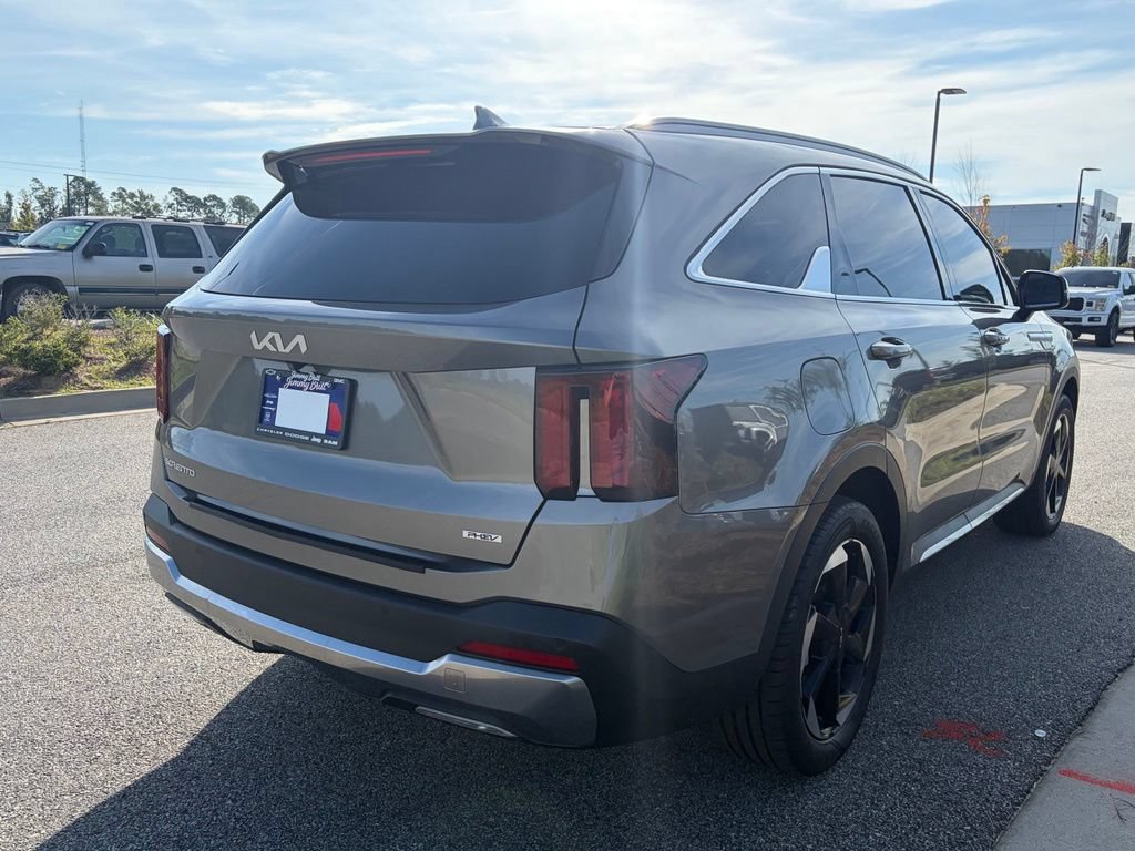 Used 2025 Kia Sorento EX AWD/4WD image 18