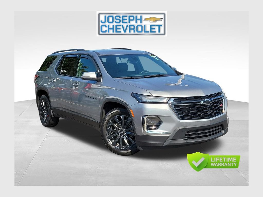 Used 2023 Chevrolet Traverse RS AWD/4WD image 1