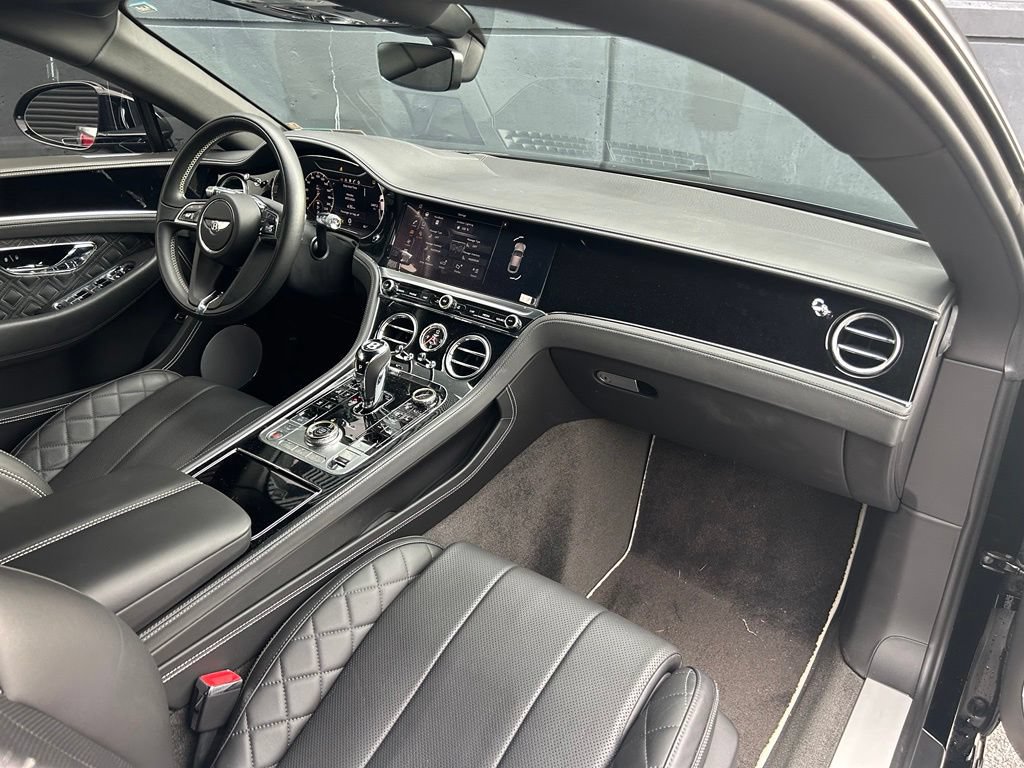 Used 2020 Bentley Continental GT AWD/4WD image 21