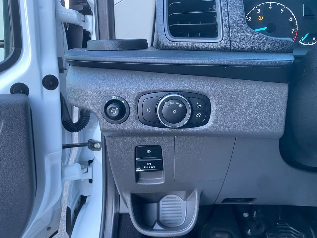 Used 2021 Ford Transit 350 XLT image 14