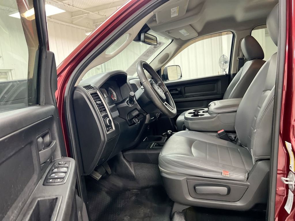 Used 2016 RAM 2500 Tradesman w/ Chrome Appearance Group AWD/4WD image 14