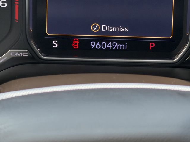 Used 2021 GMC Yukon XL Denali w/ Denali Premium Package AWD/4WD image 14