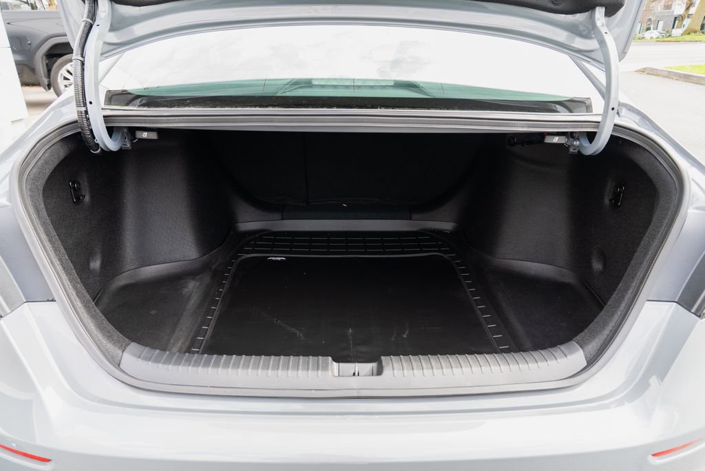 Used 2023 Honda Accord Sport image 8