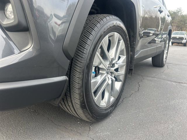 Used 2024 Toyota RAV4 XLE Premium image 11