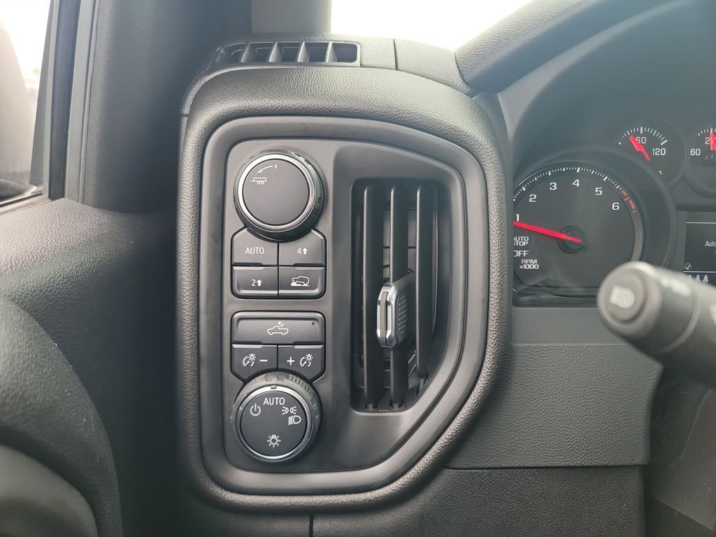 Used 2024 Chevrolet Silverado 1500 Custom AWD/4WD image 19
