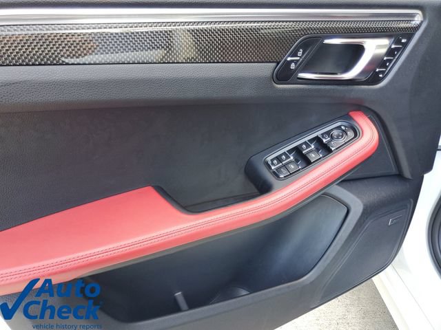 Used 2020 Porsche Macan GTS AWD/4WD image 19