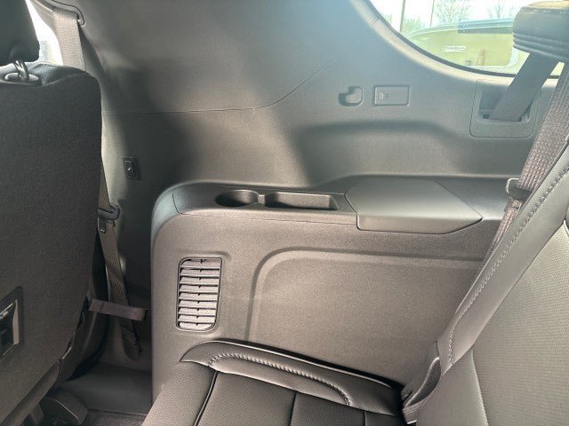 New 2026 GMC Yukon XL Denali AWD/4WD image 34