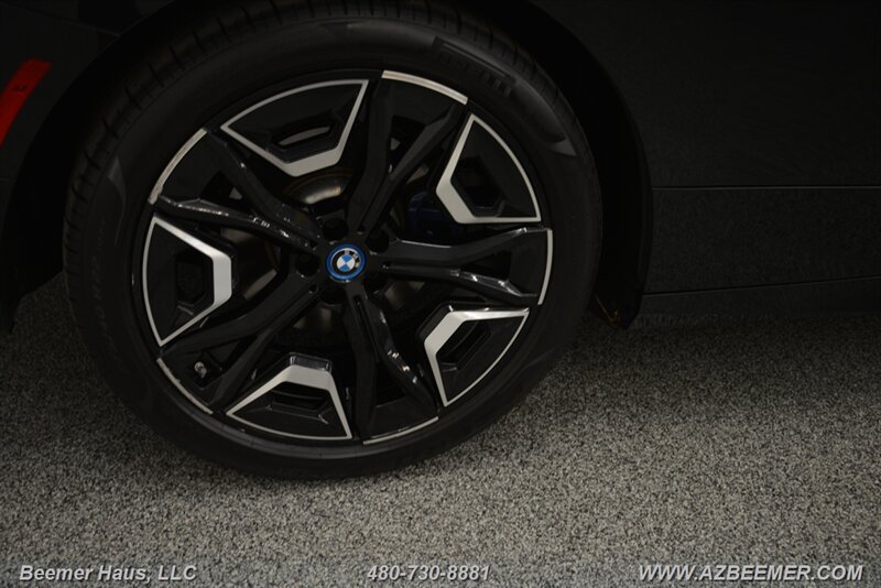 Used 2023 BMW iX M60 w/ Executive Package AWD/4WD image 40