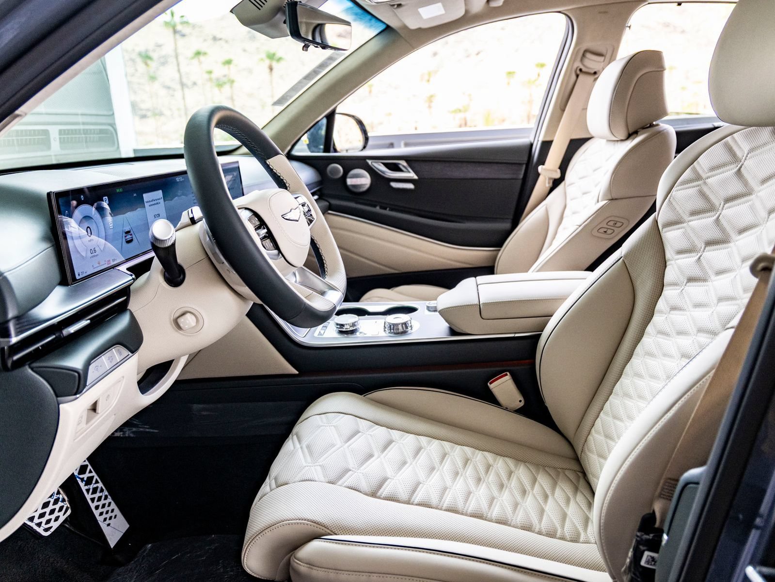 New 2027 Genesis GV80 3.5T e-SC AWD/4WD image 19