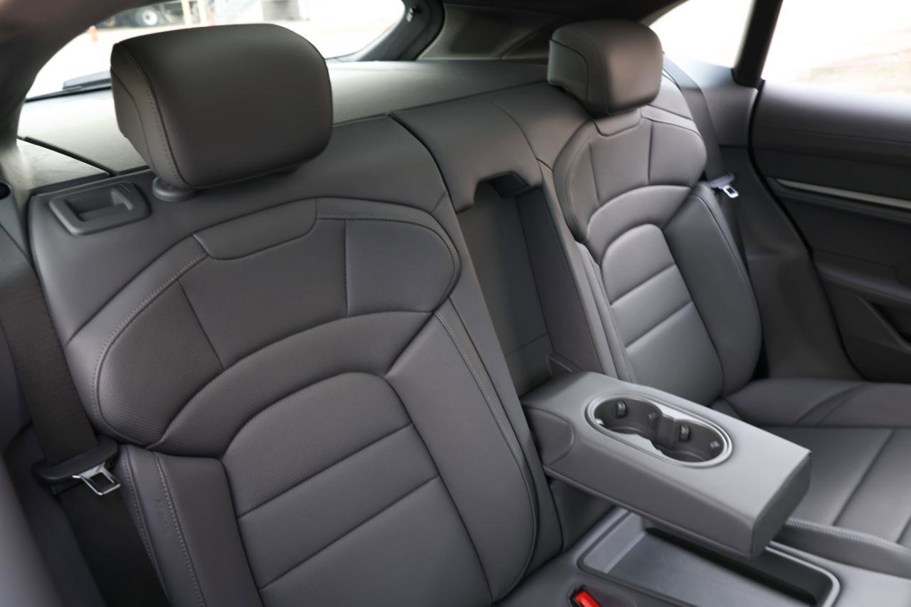 Used 2023 Porsche Taycan 4S image 16