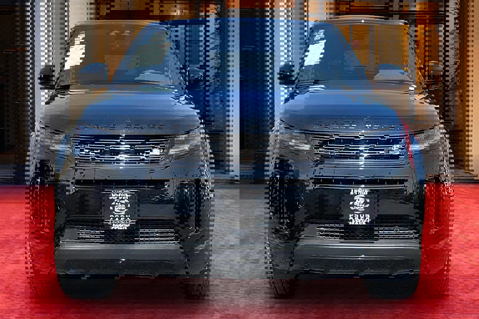 Used 2026 Land Rover Range Rover Evoque S image 3