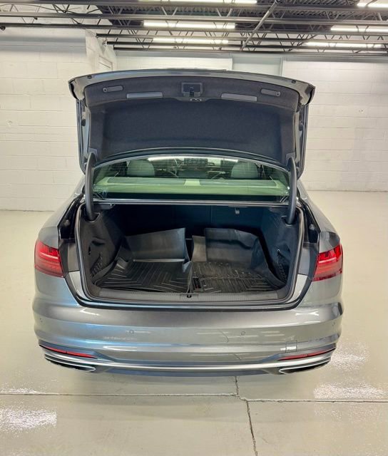 Used 2021 Audi A4 2.0T Premium w/ Convenience Package image 10