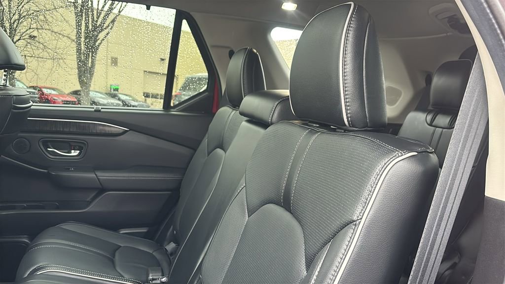 Certified 2024 Honda Pilot Elite image 31