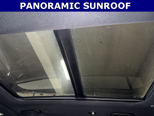 Used 2024 Jeep Grand Cherokee L Limited w/ Luxury Tech Group II image 11