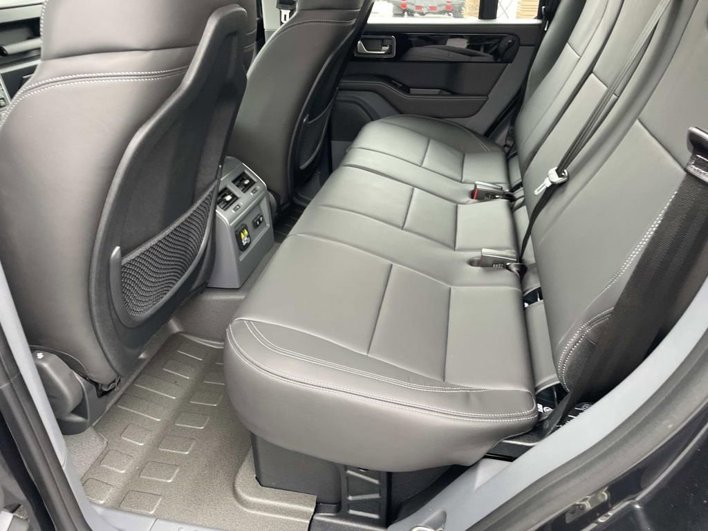 New 2026 INEOS Grenadier image 8