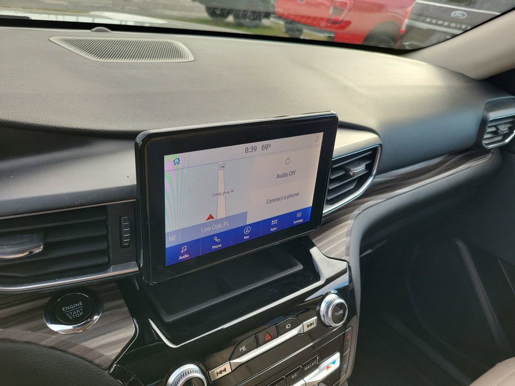 Used 2022 Ford Explorer Limited w/ Equipment Group 301A RWD image 23