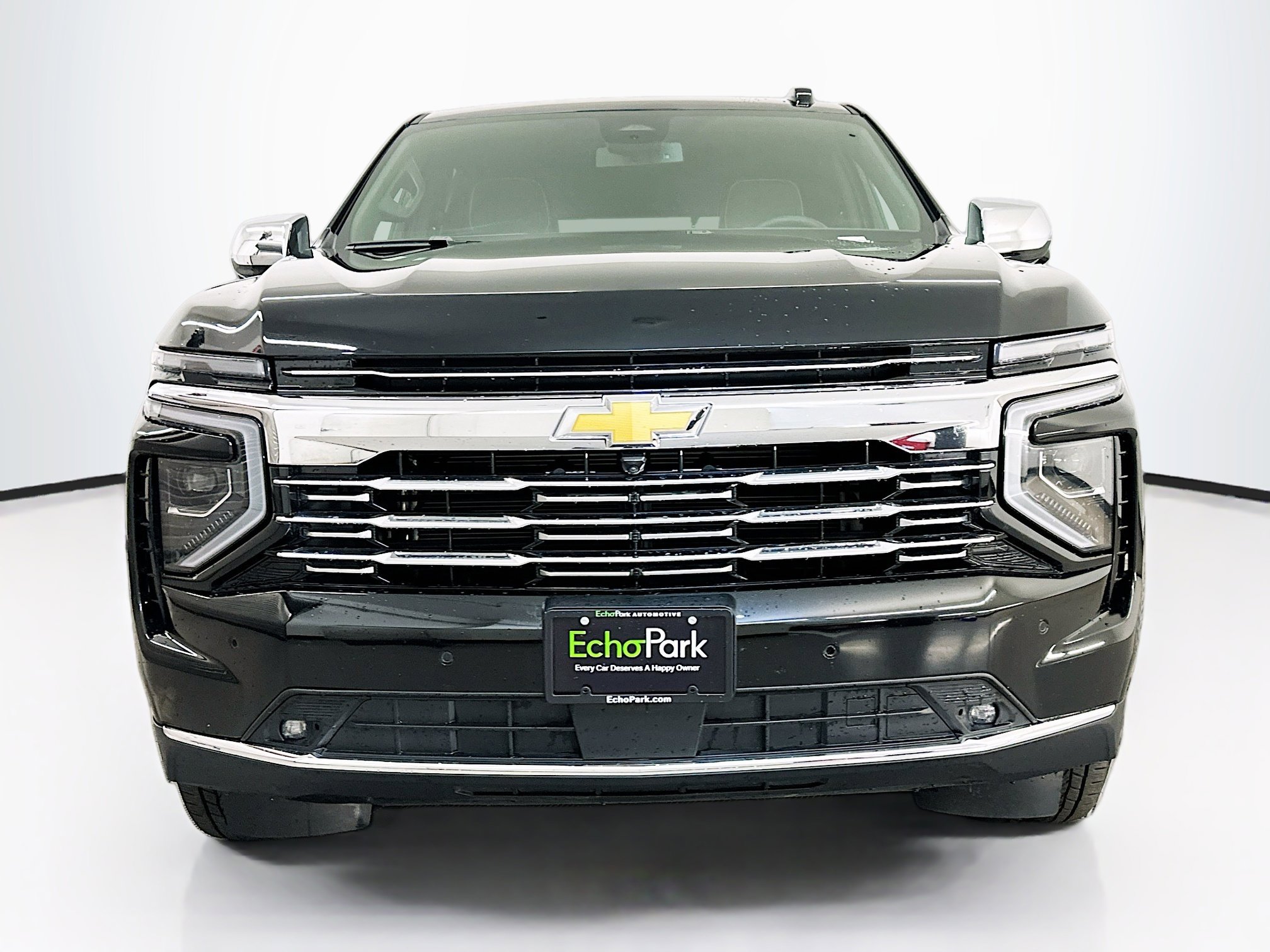 Used 2025 Chevrolet Tahoe Premier image 2