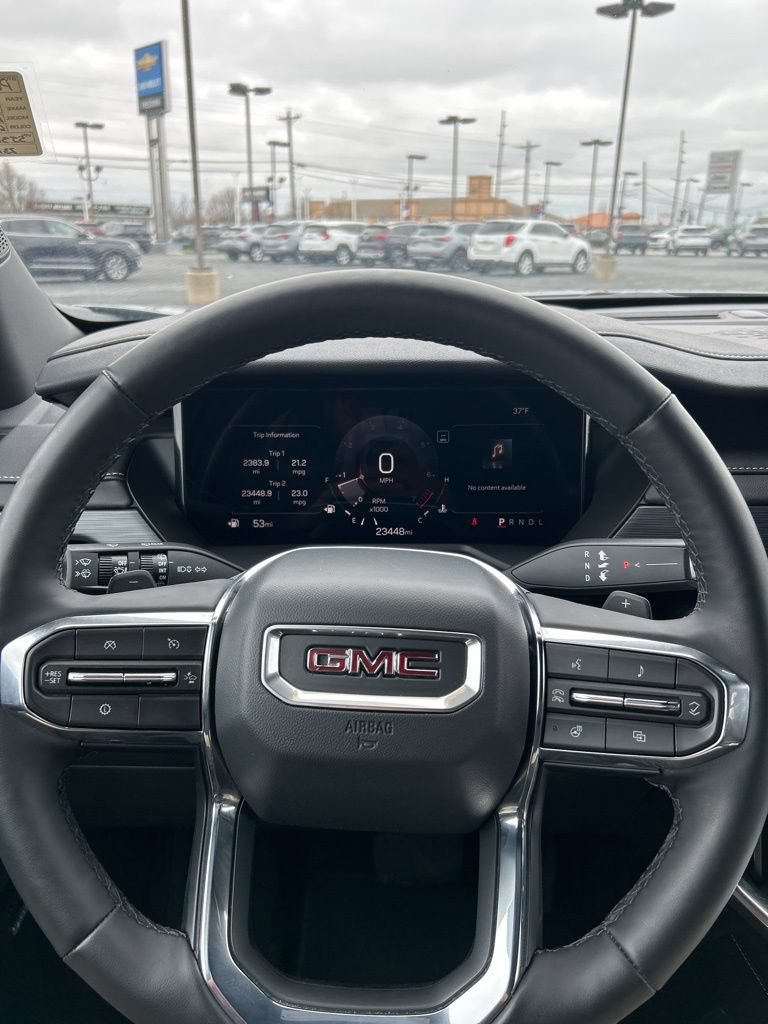 Used 2025 GMC Acadia Elevation FWD image 39