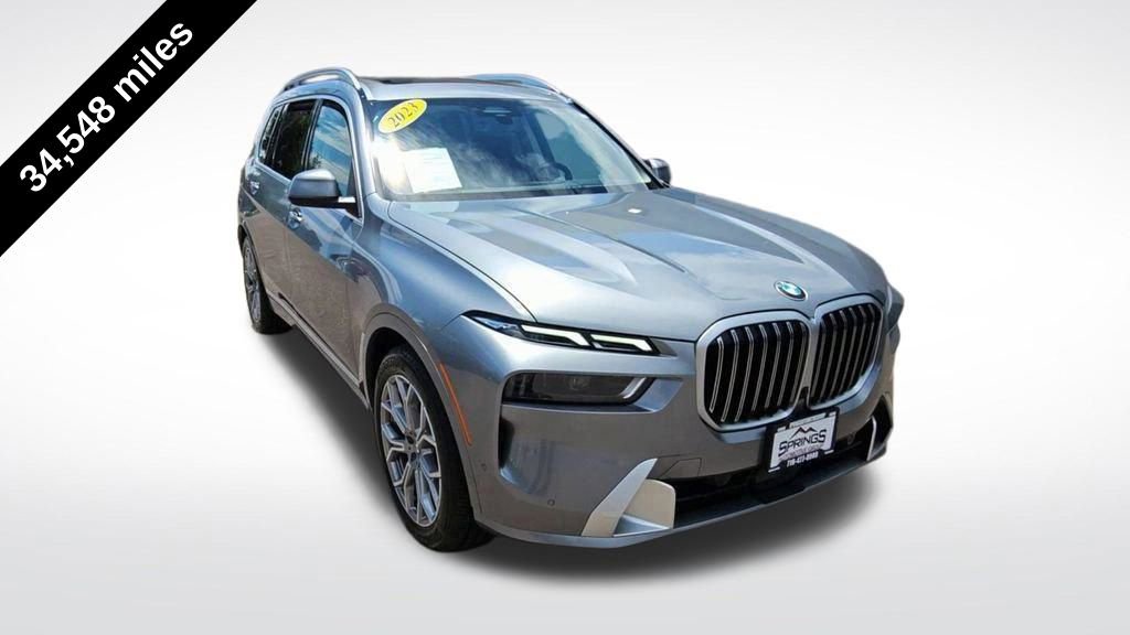 Used 2023 BMW X7 xDrive40i image 3