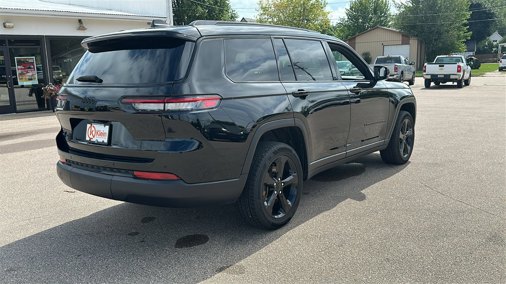 Used 2022 Jeep Grand Cherokee L Laredo AWD/4WD image 8