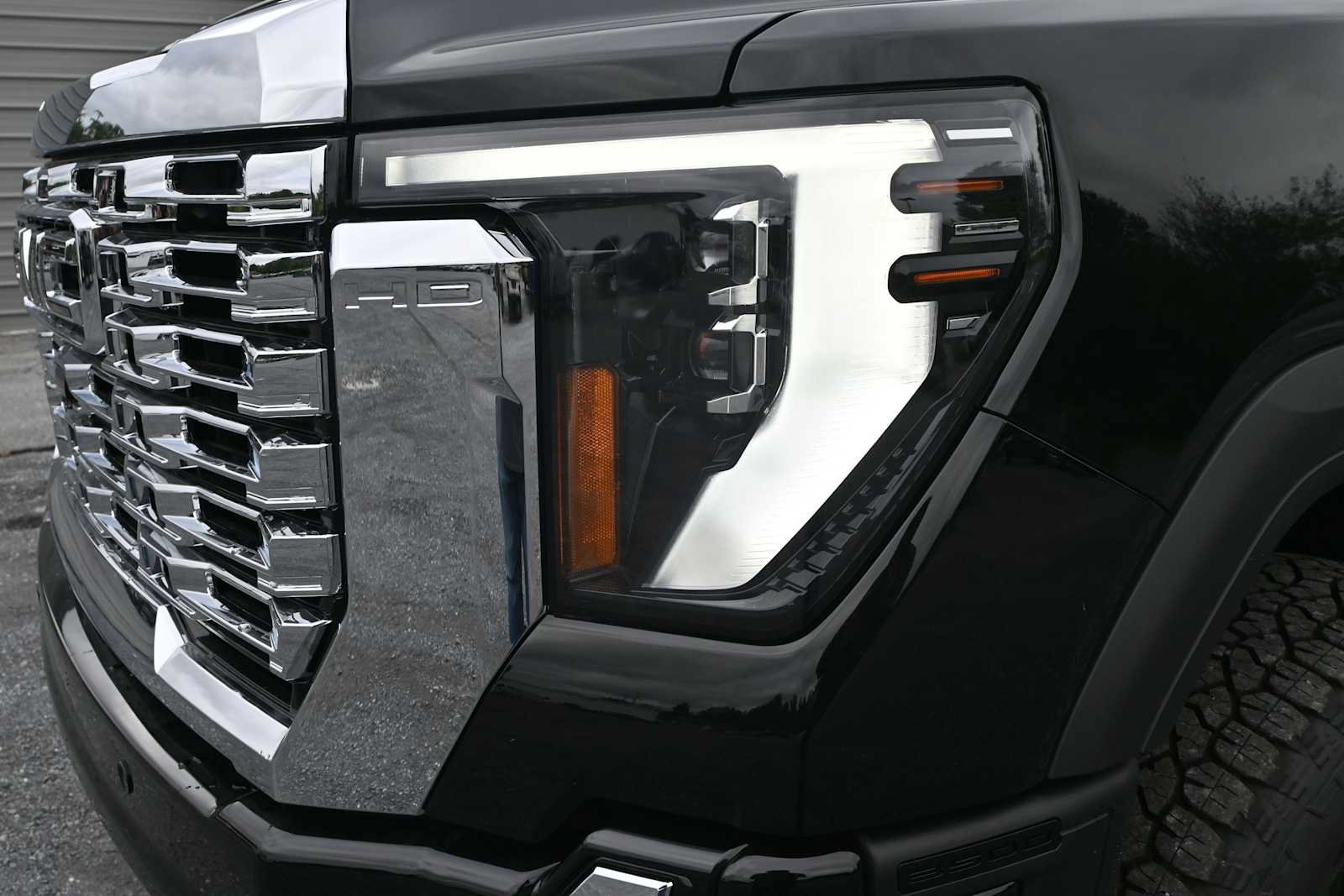 New 2026 GMC Sierra 3500 Denali w/ Technology Package AWD/4WD image 10