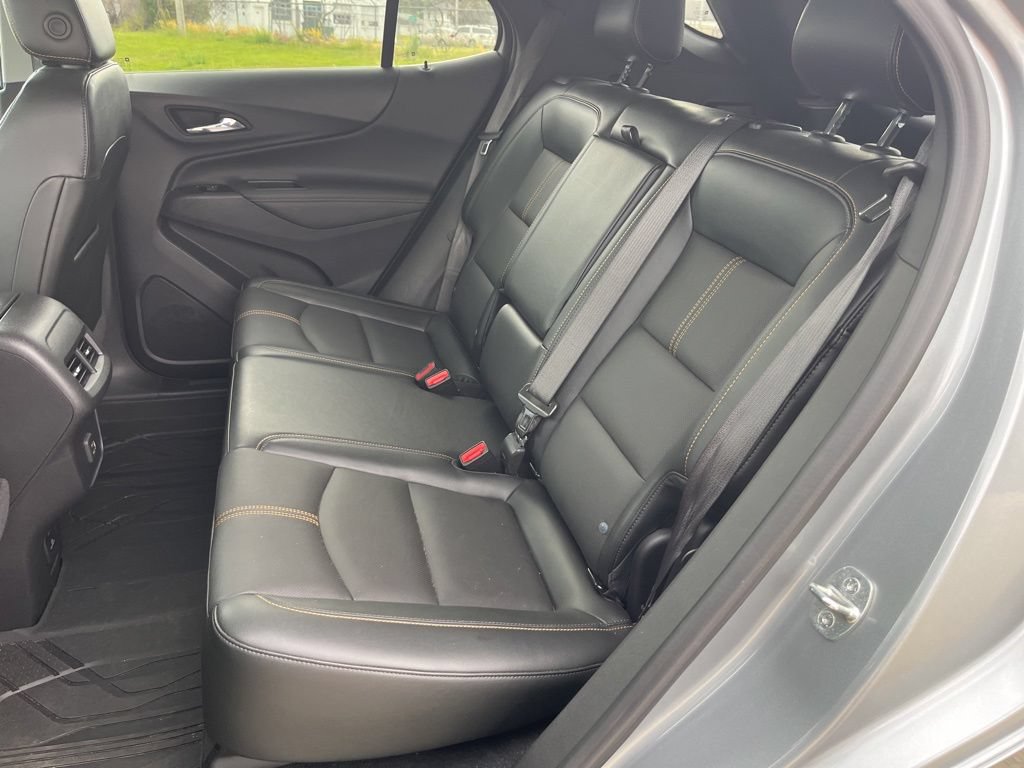 Used 2023 Chevrolet Equinox Premier w/ LPO, Floor Liner Package AWD/4WD image 12
