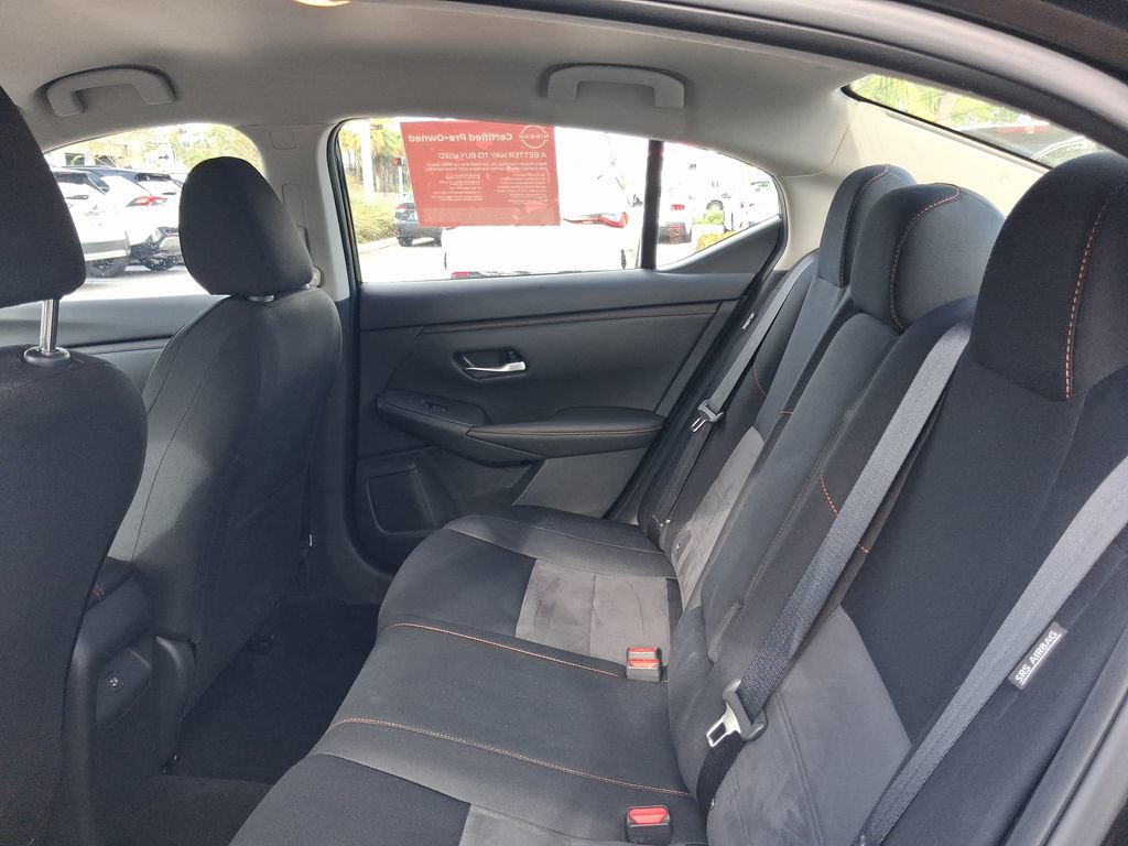Used 2025 Nissan Sentra SR w/ Midnight Edition FWD image 15