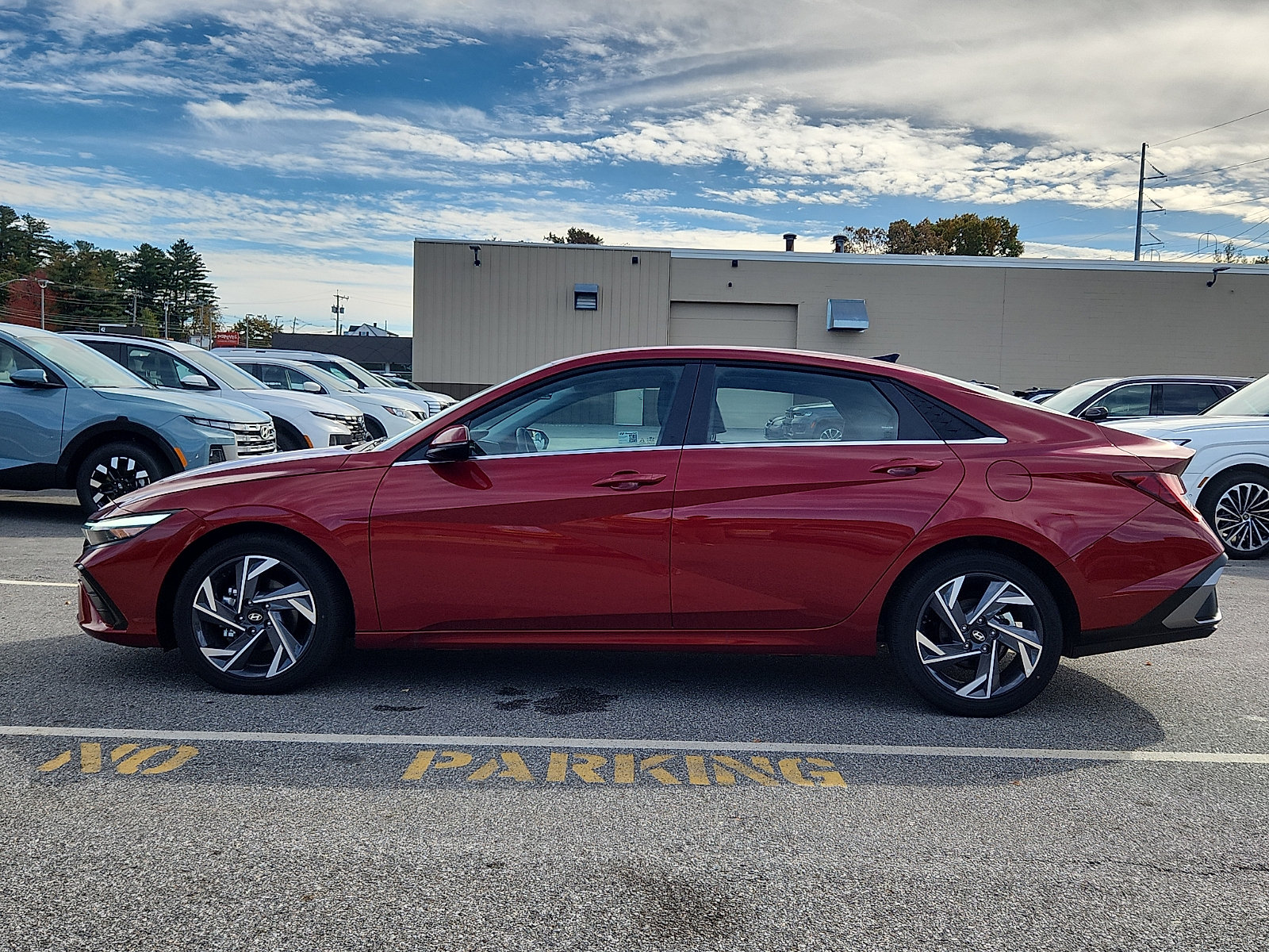 Certified 2025 Hyundai Elantra Limited FWD image 5