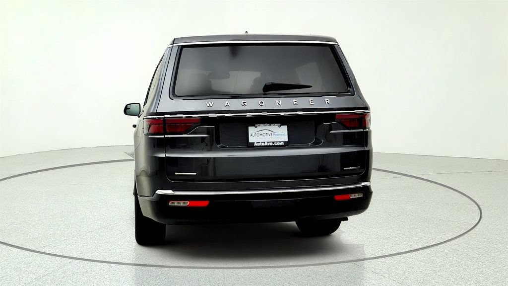 Used 2022 Jeep Wagoneer Series I w/ Premium Group I AWD/4WD image 6