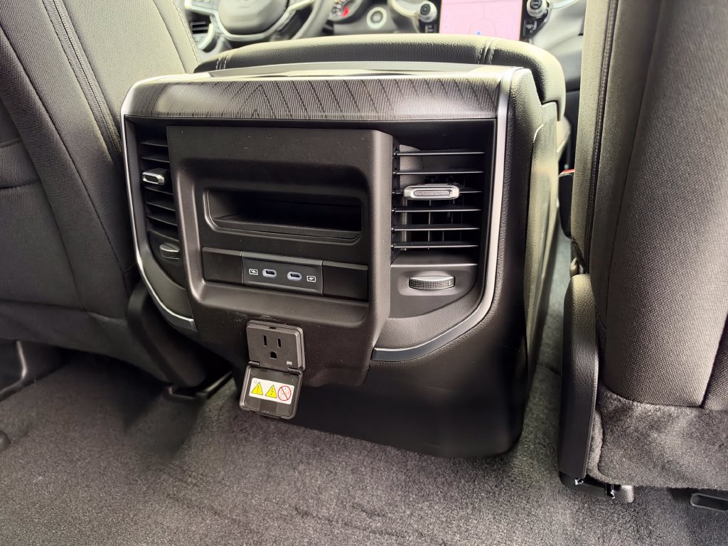 New 2027 RAM 1500 4x4 Crew Cab image 14