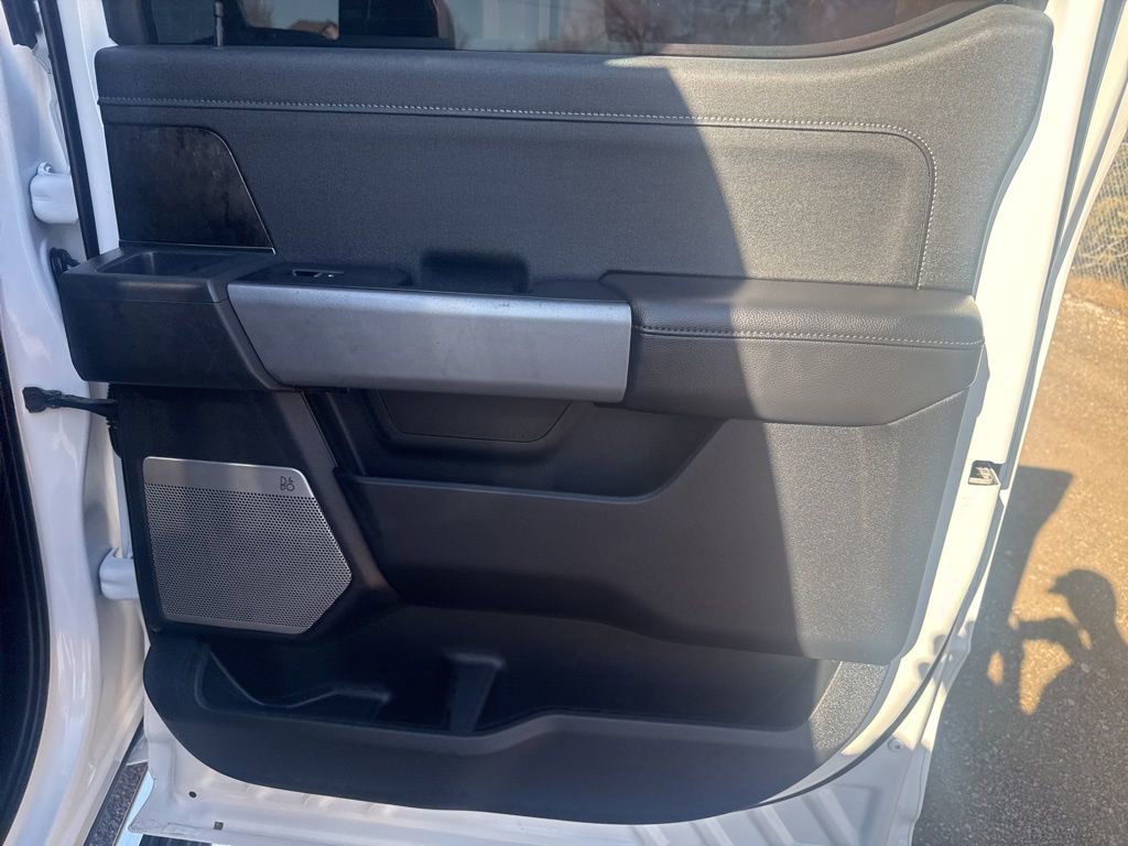 Used 2024 Ford F350 Lariat w/ FX4 Off-Road Package image 35