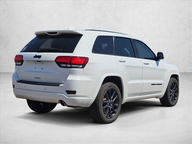 Used 2020 Jeep Grand Cherokee Altitude RWD image 5