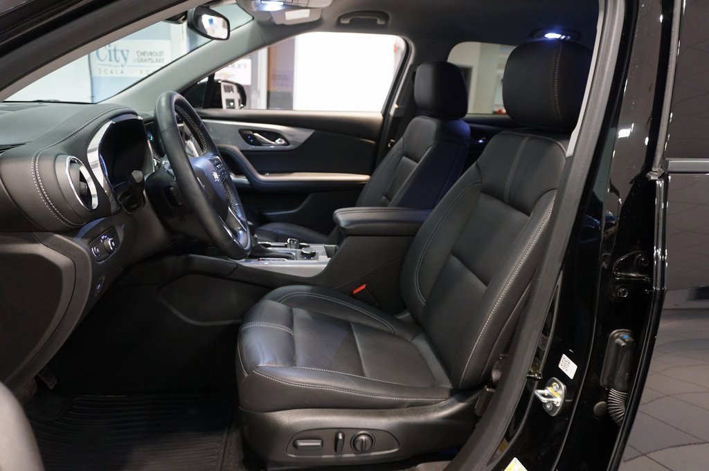 Certified 2024 Chevrolet Blazer LT w/ Midnight/Sport Edition image 9