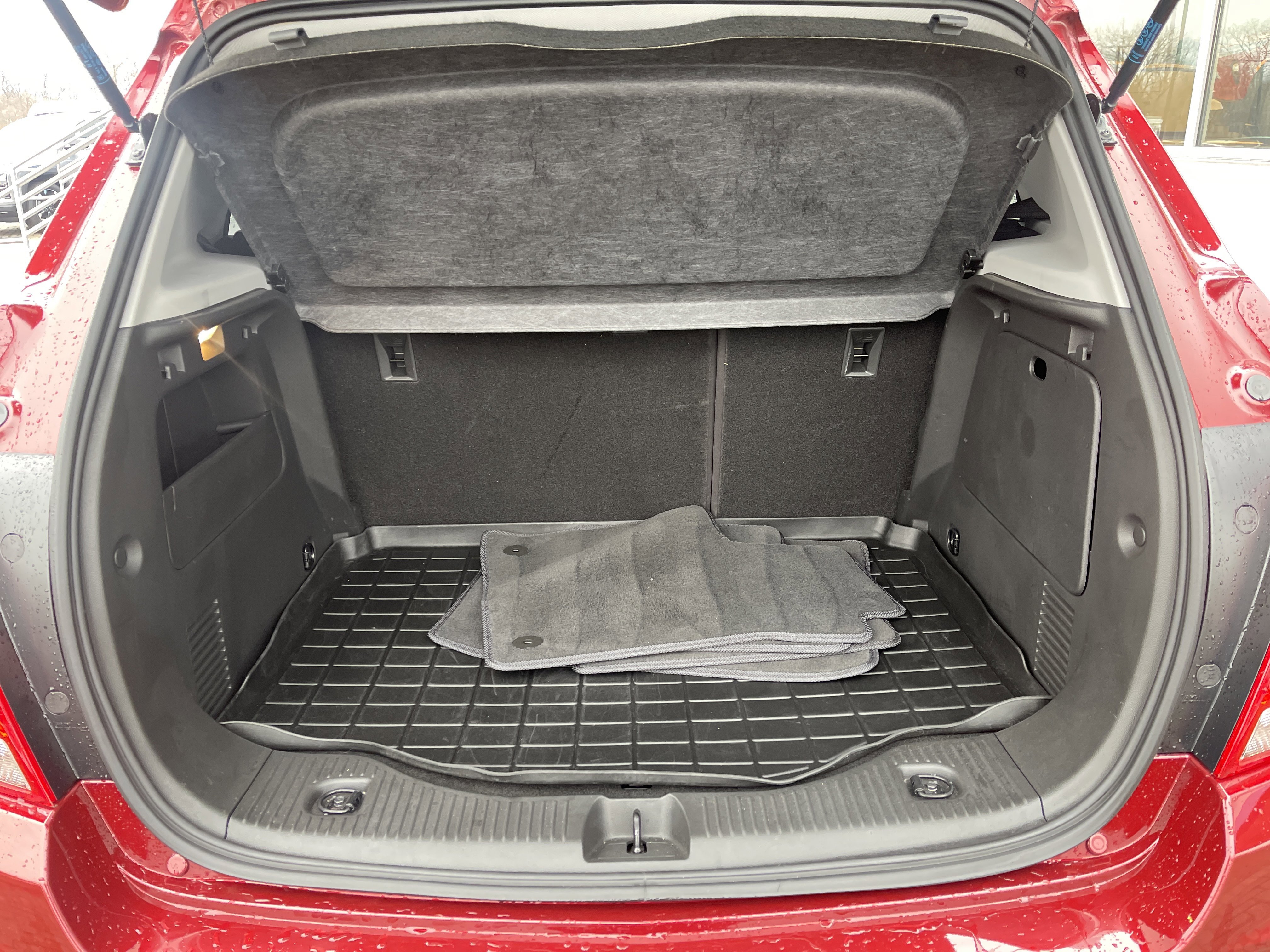 Used 2022 Chevrolet Trax LT w/ LT Convenience Package image 36